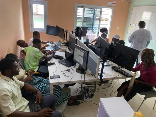 Espace Travail Developpement — Mega-Ique Digital