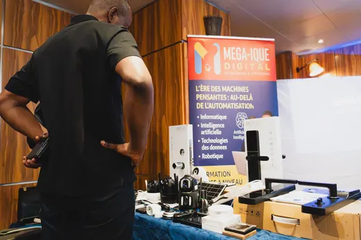 Stand Produits IoT, Mega-Ique Digital