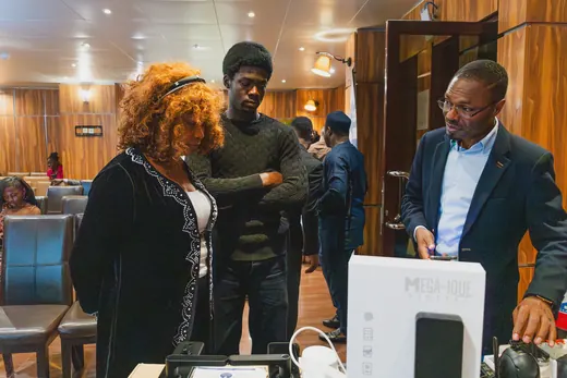 Stand Produits IoT, Mega-Ique Digital